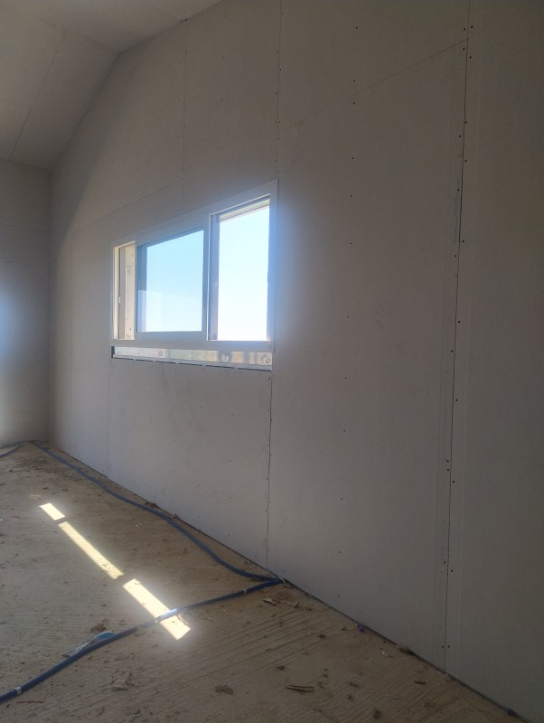 isolation intérieure métallique par un artisan Hyères proche Le Lavandou